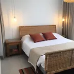 Edificio Algarve クアルテイラ